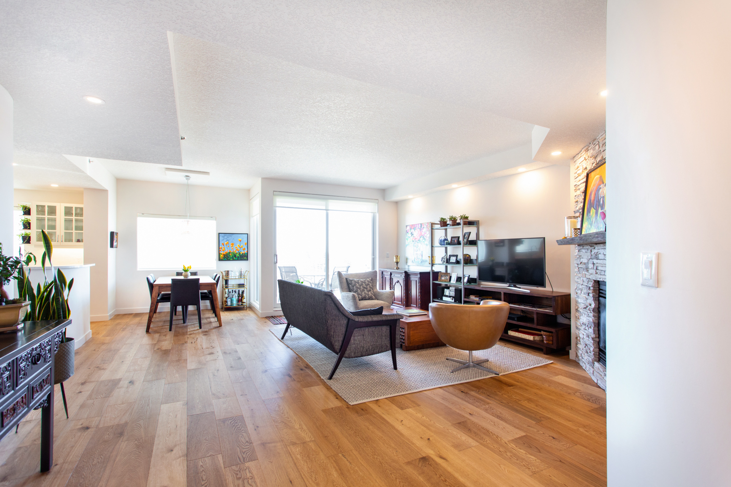 interior renovation Edmonton Strathcona living room